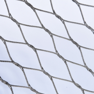 A Stainless steel Knotted Mesh